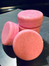 Load image into Gallery viewer, Sulfate and Paraben Free Shampoo Bars
